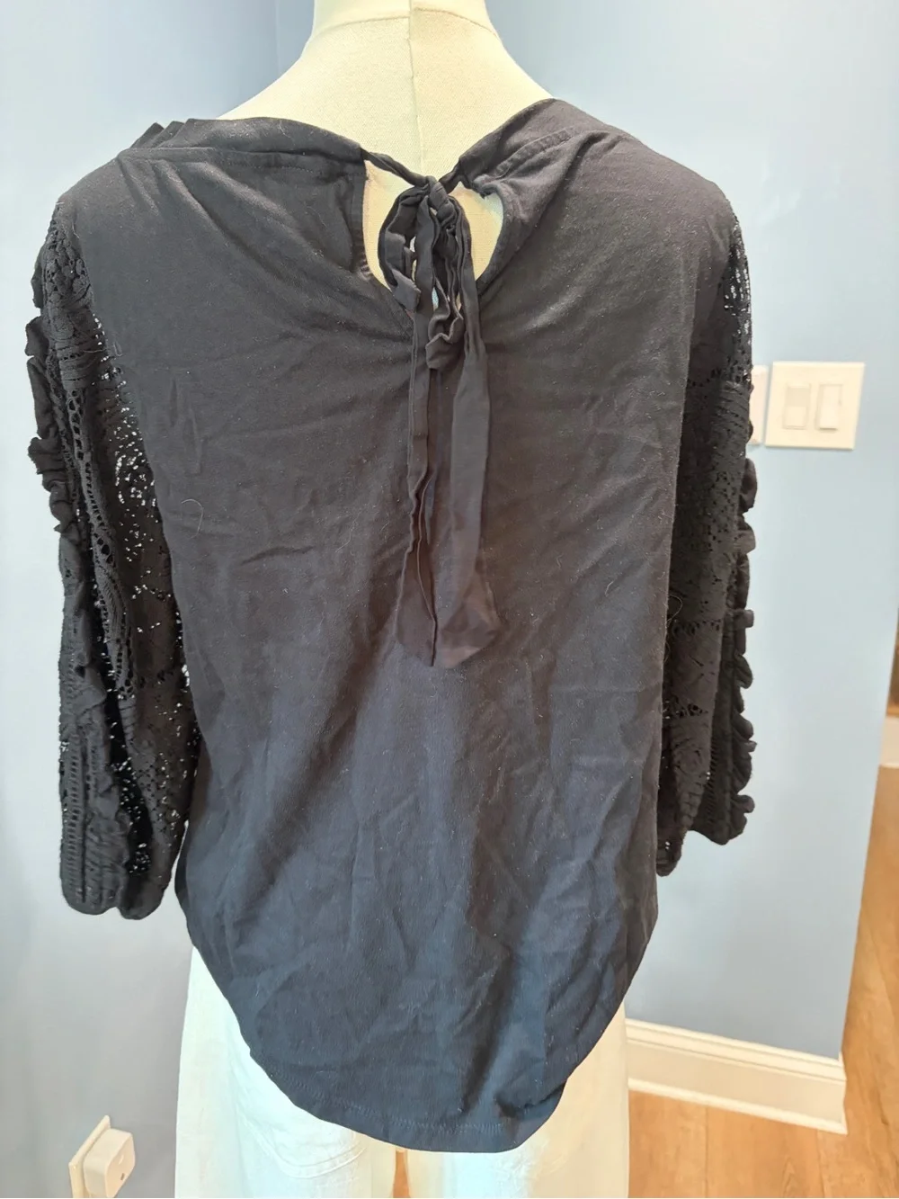 Anthropologie Deletta Black Lace Sleeve Tie Back 100% Cotton Top Medium Boho